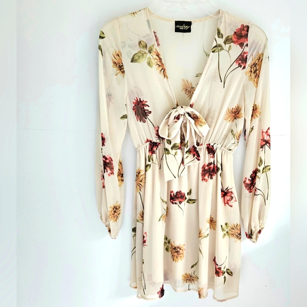 Audrey beige floral long sleeve dress
